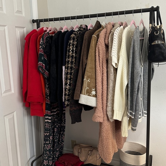 meet the posher - phoebe rainier π€ππ―οΈπΉβ¨βοΈ - Picture 5 of 16